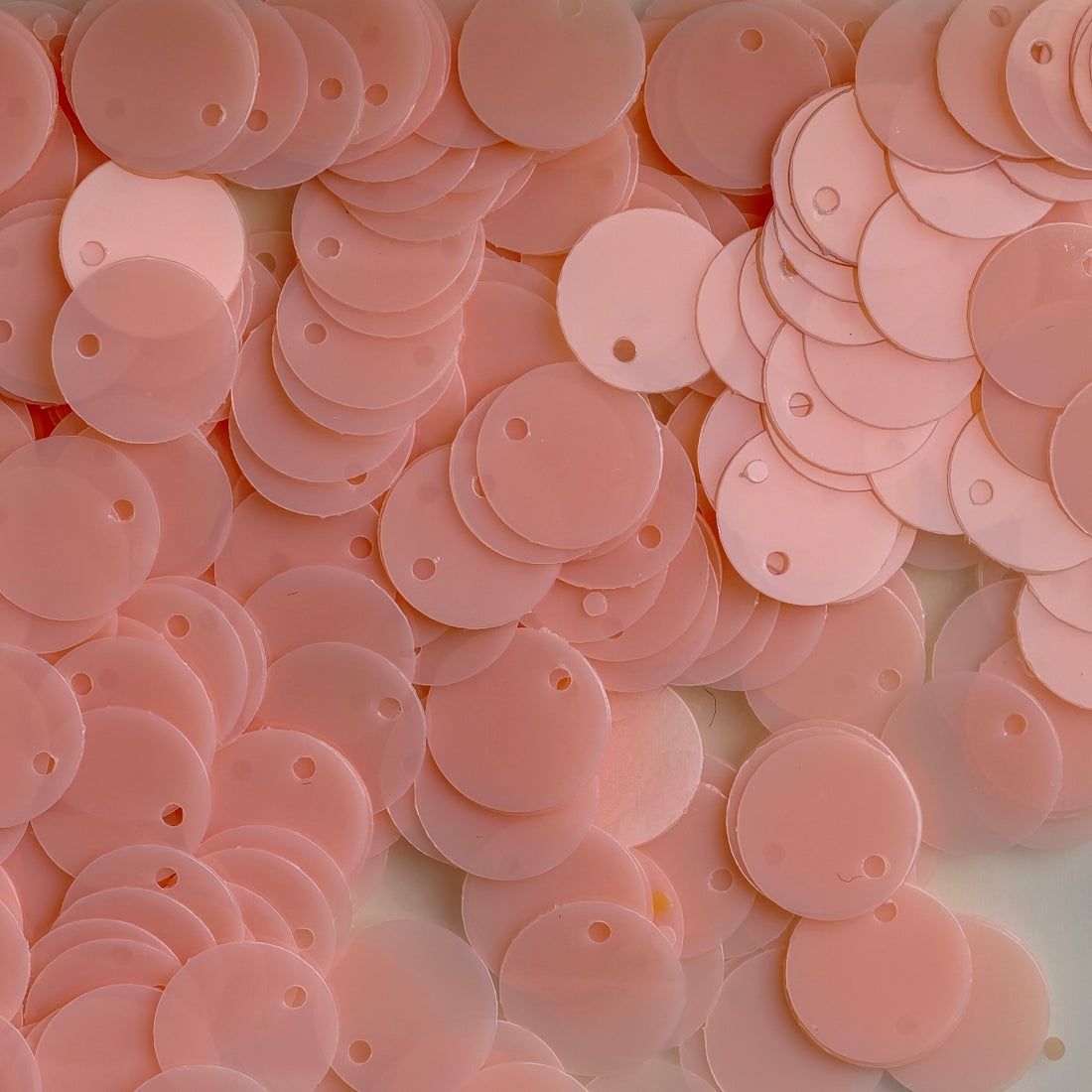 8mm Border  Hole Sequins set （ 8 colors ）