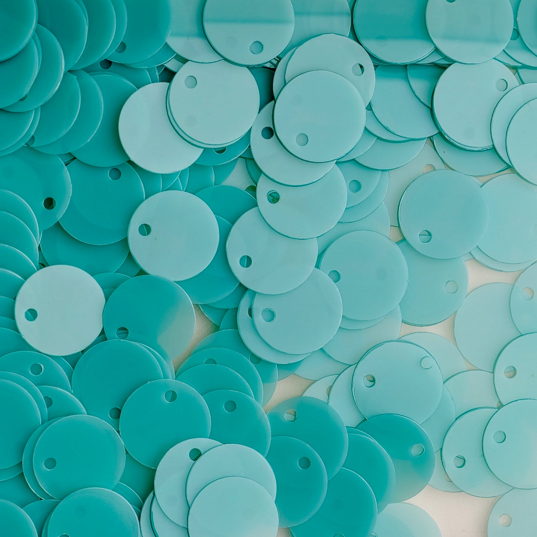 6mm Border  Hole Sequins set （ 8 colors ）
