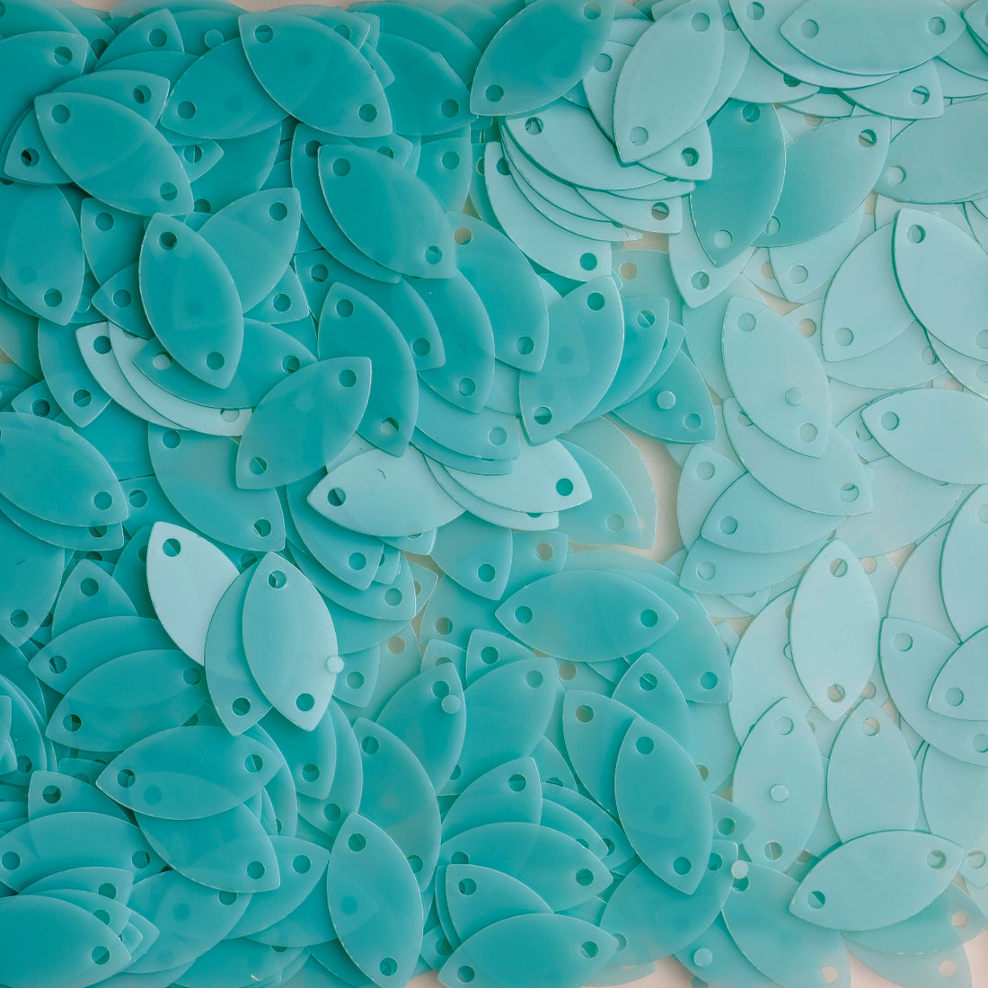 10x5mm Leaf Shape Sequins set （ 8 colors ）