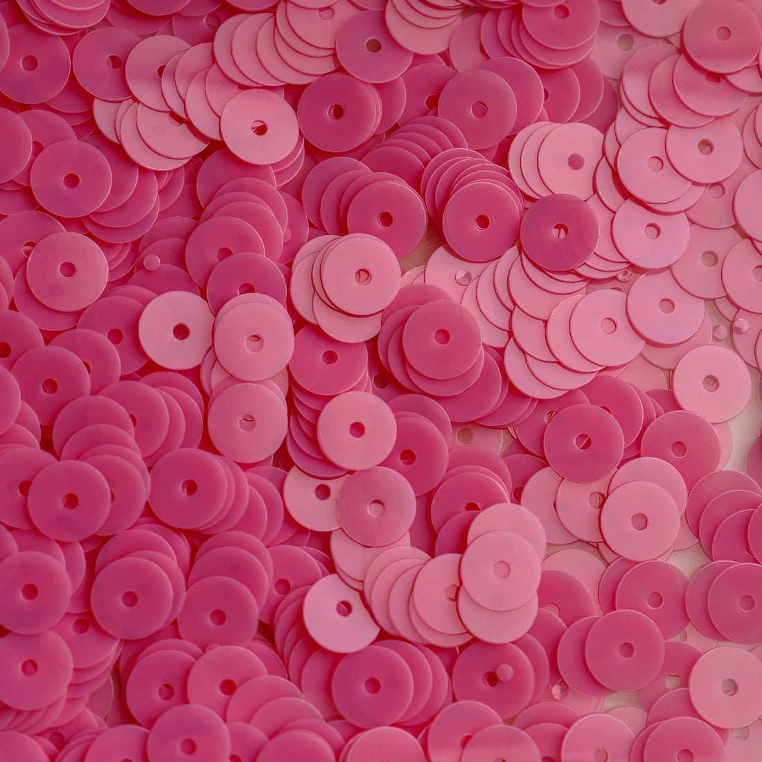 2mm Center Hole Sequins set  （ 4 colors ）