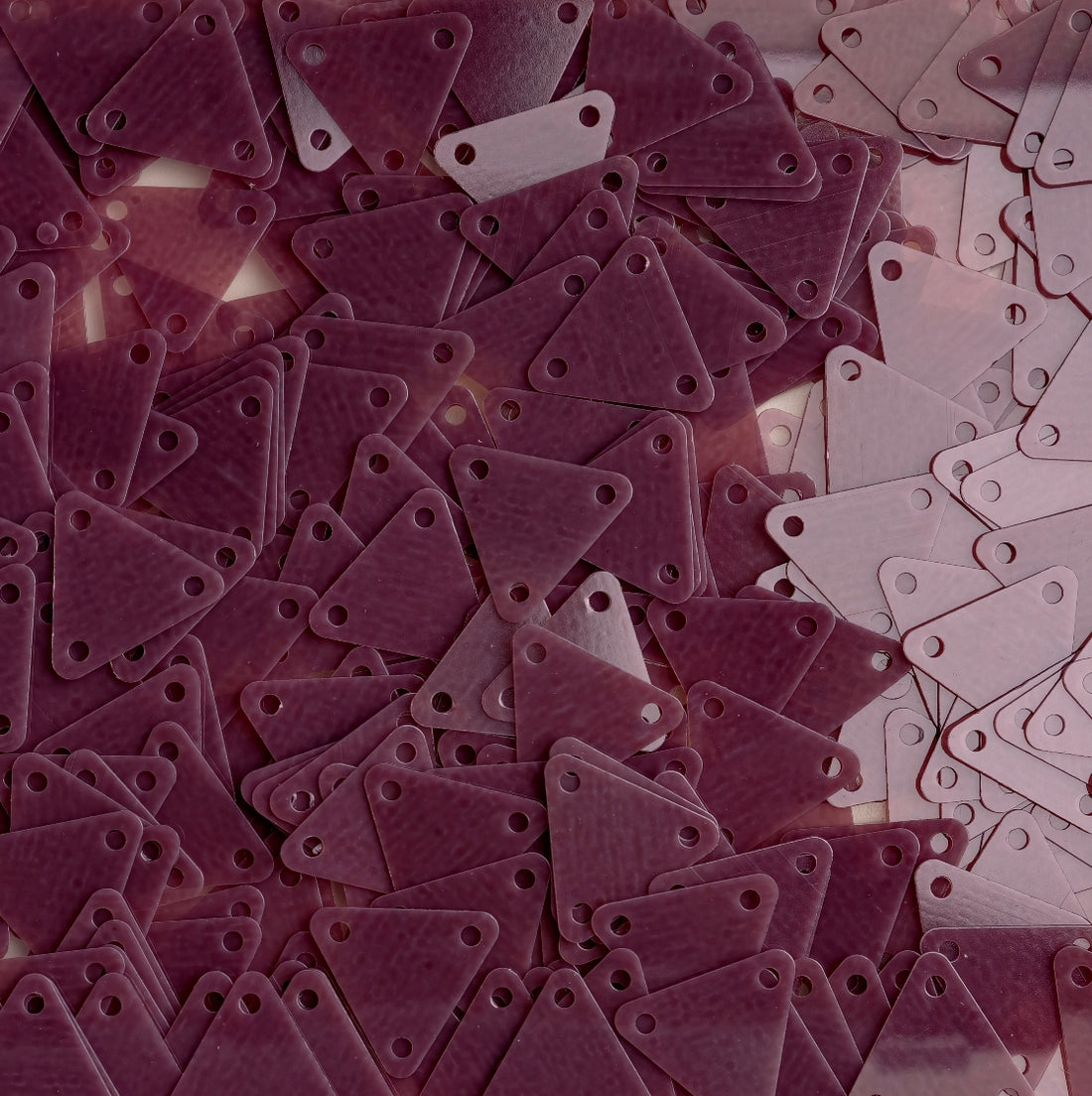 9mm Rounded Triangle Sequins set（ 8 colors ）