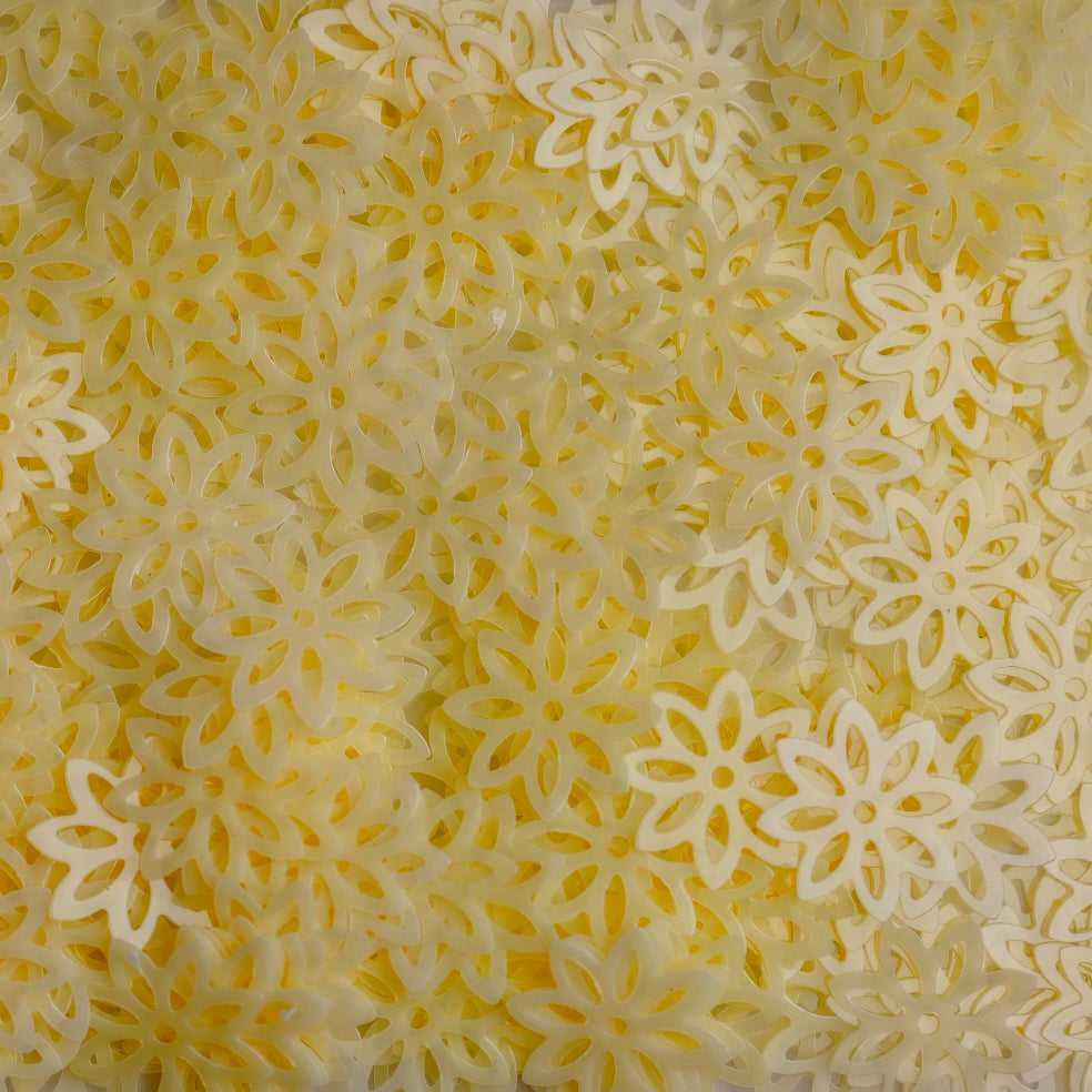 10mm Cutout Flower Sequins set （ 6 colors ）