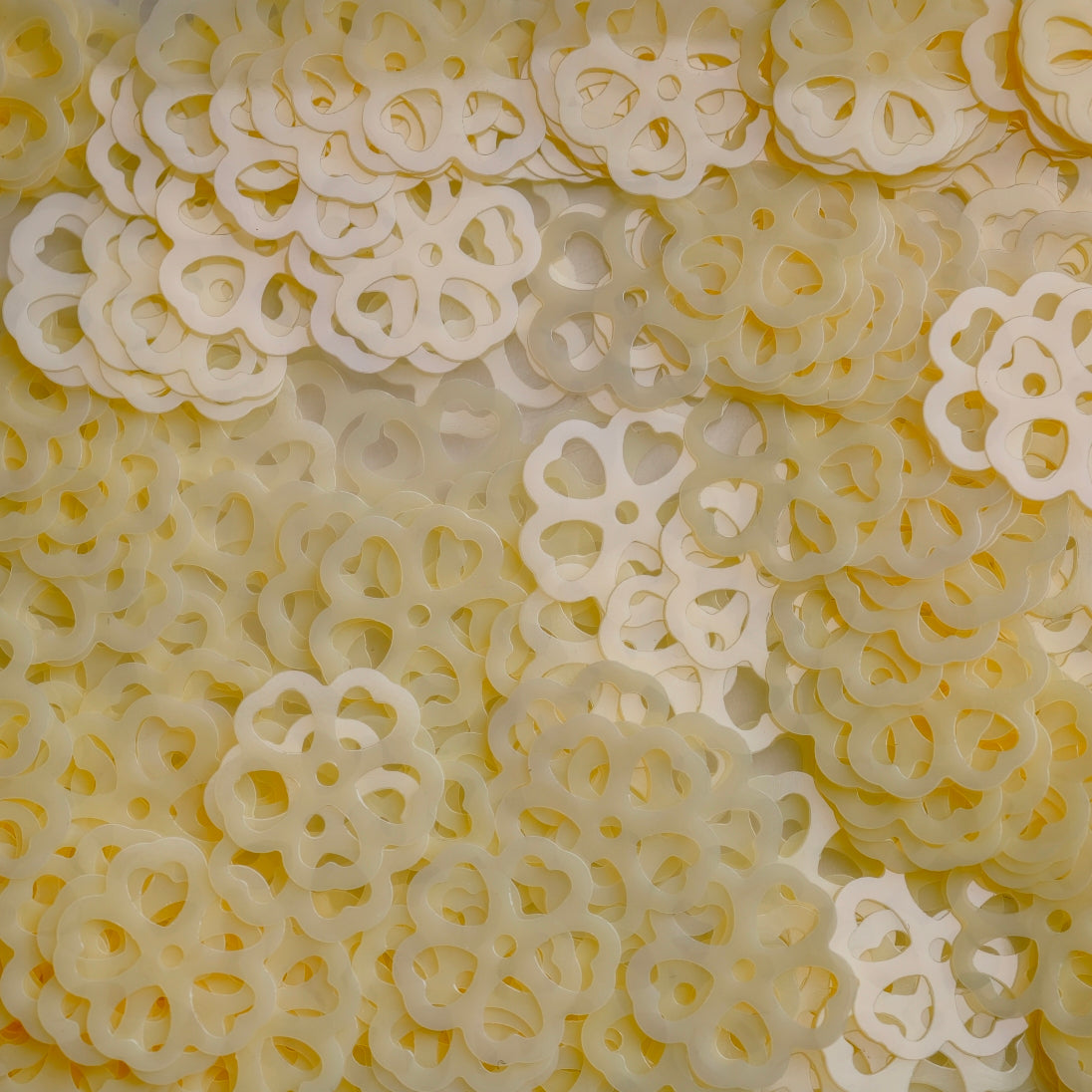 10mm Cutout Flower Sequins set（ 6 colors ）