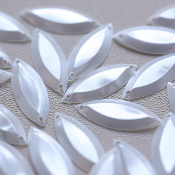 Boat Sequins （ Paillettes Langlonglois Martin ）